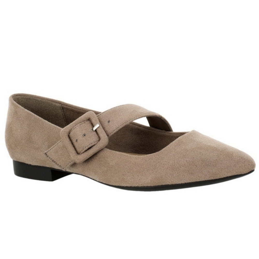 NWT Bella Vita Women's Tan Suede Flats Loafer Pointed-Toe
